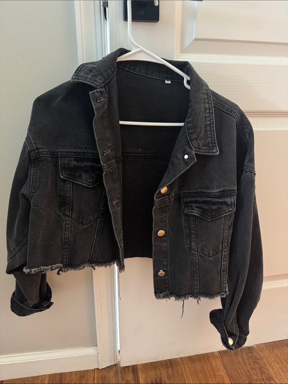 Black Cropped Denim Jacket - Unbranded